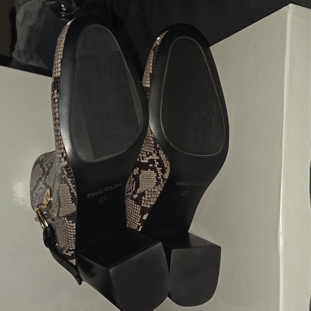 See by Chloé Snake Skin Ankle Leather Booties Animal Print Block Heel Size7 Boho - Picture 8 of 8